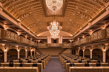 Meeting space at Millennium Knickerbocker Chicago