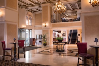 Hotel entrance and lobby at Millennium Knickerbocker Chicago