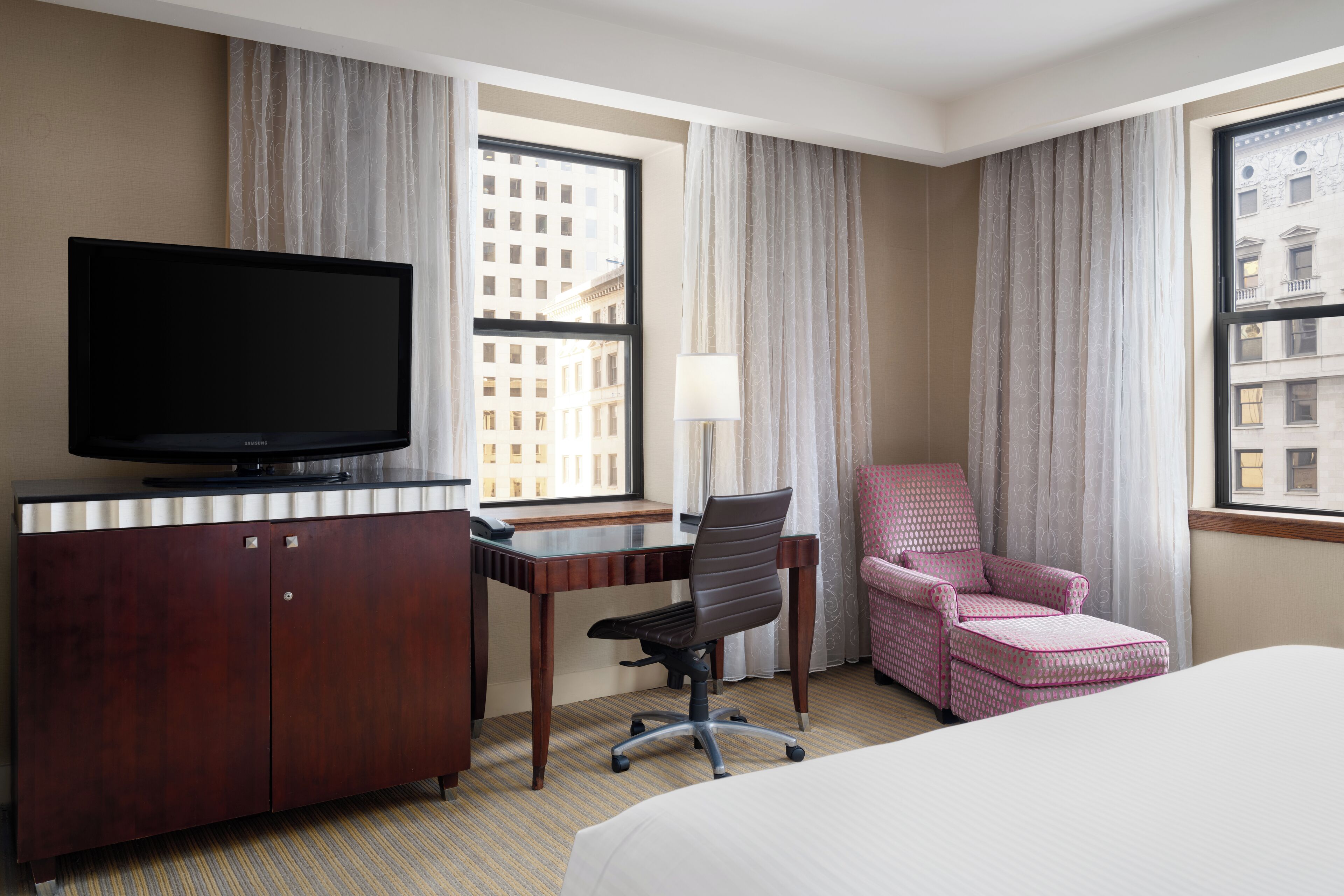 Egyptian cotton sheets, premium bedding, down duvets, pillow-top beds