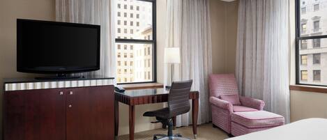 Habitación superior, 1 cama King size | Sábanas de algodón egipcio, ropa de cama de alta calidad y edredón