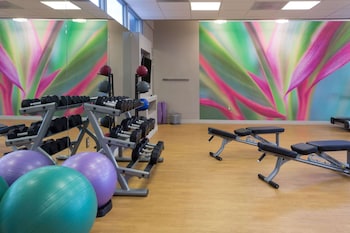 Fitness center at Sonesta Miami Airport