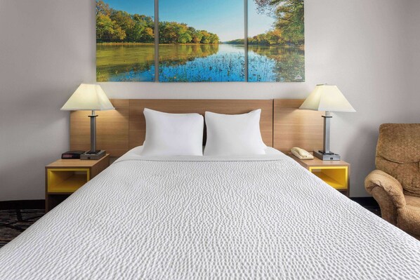 Standard Room, 1 Queen Bed, Accessible, Non Smoking