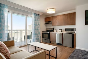 Basic Room, 1 King Bed, Accessible, Bathtub (Mobility & Hearing) | Living area | 55-inch flat-screen TV with premium TV channels, TV