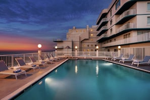 Indoor pool, 2 outdoor pools, pool umbrellas, sun loungers