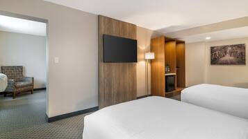 Premium bedding, desk, iron/ironing board, free cribs/infant beds