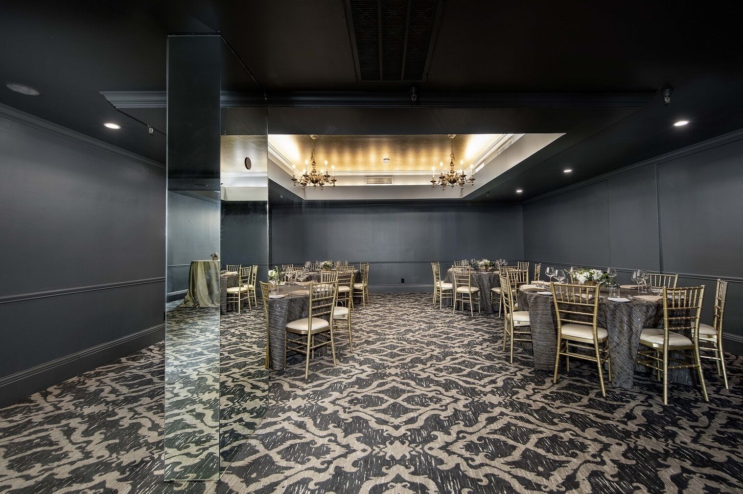 Photo - Fairmount Hotel
