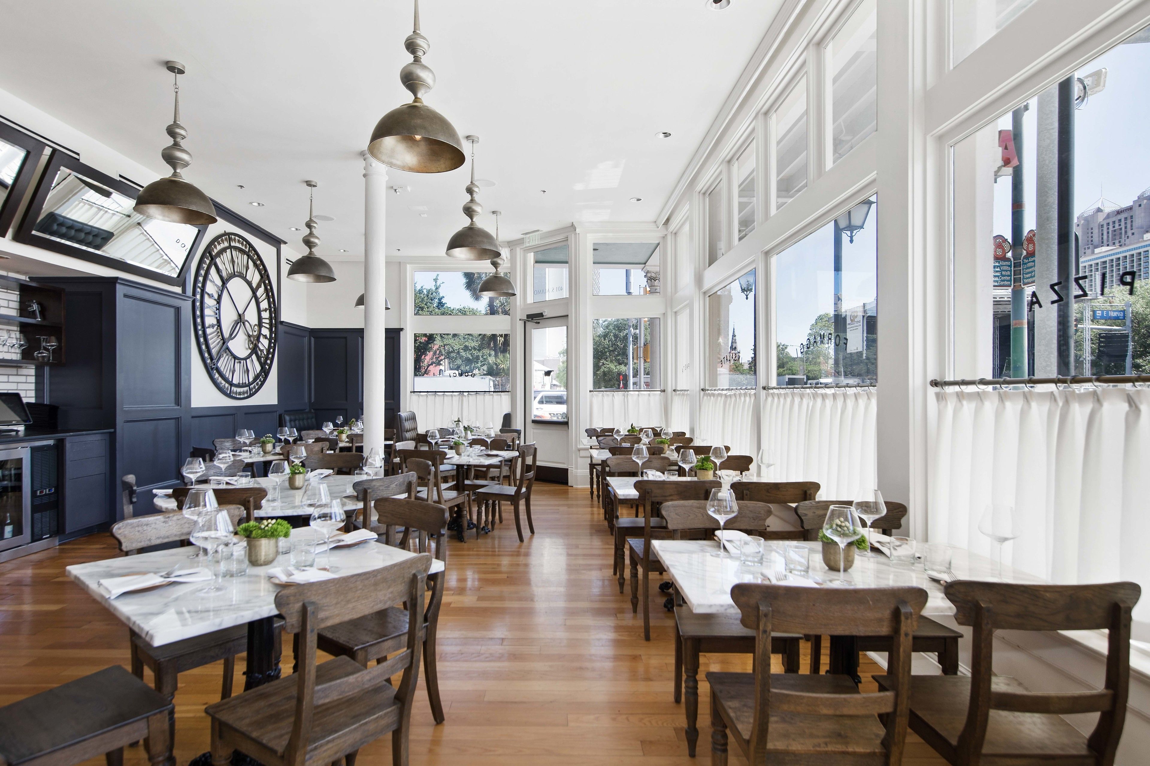 Photo - Fairmount Hotel