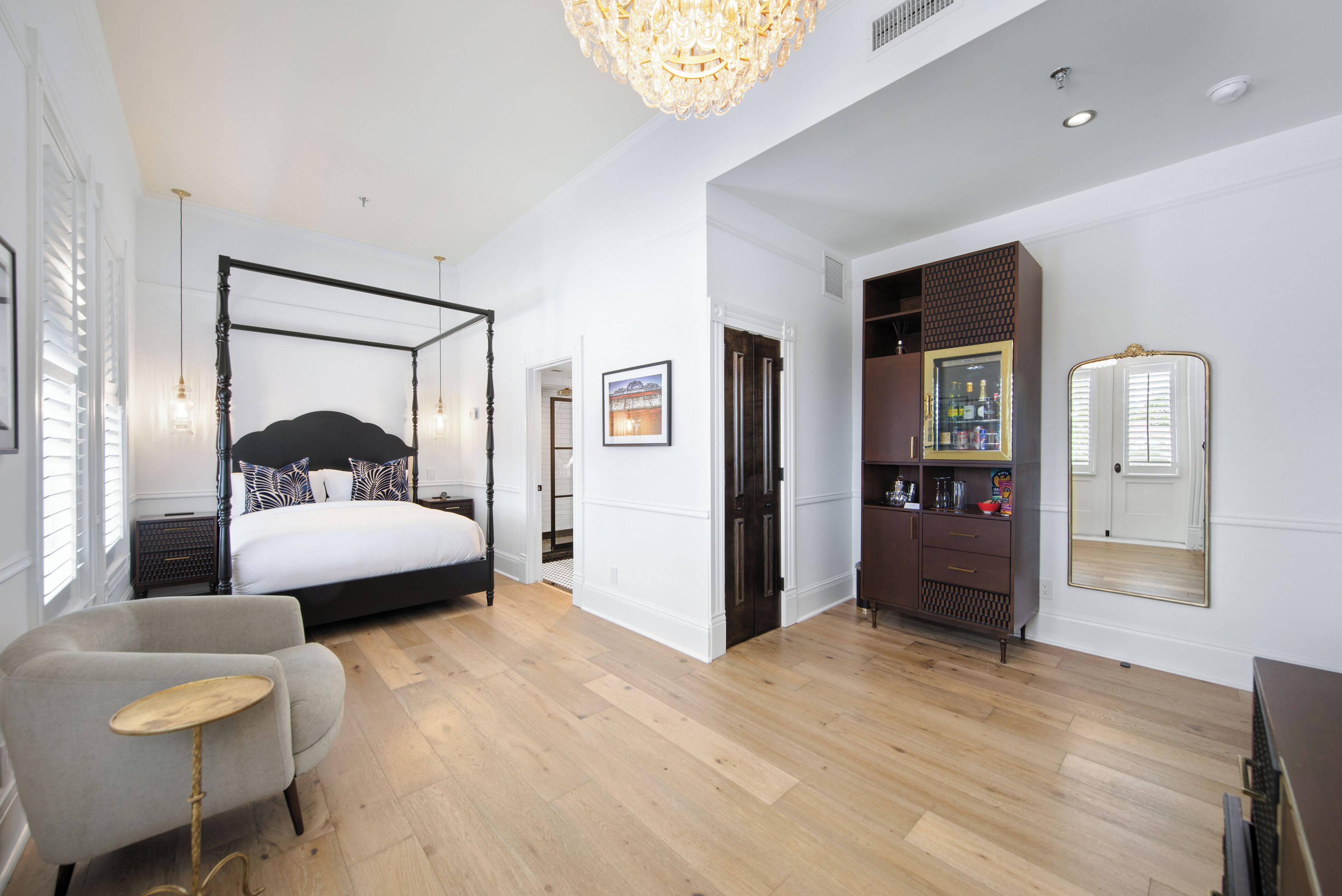 Deluxe-Zimmer, 1 Queen-Bett (1 Queen Bed Deluxe with Balcony)