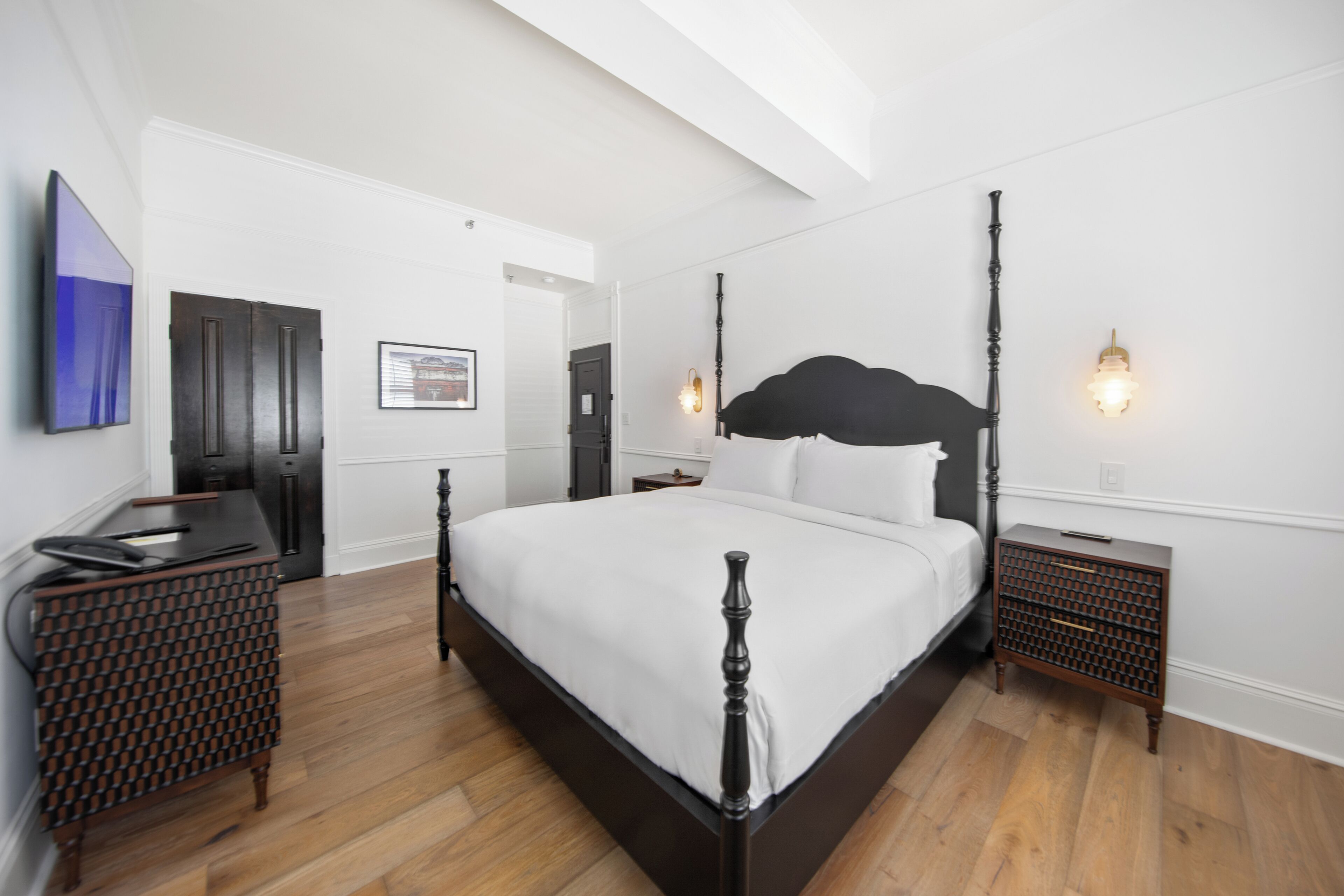 Standardzimmer, 1 King-Bett, Blick auf den Innenhof (1 King Bed)