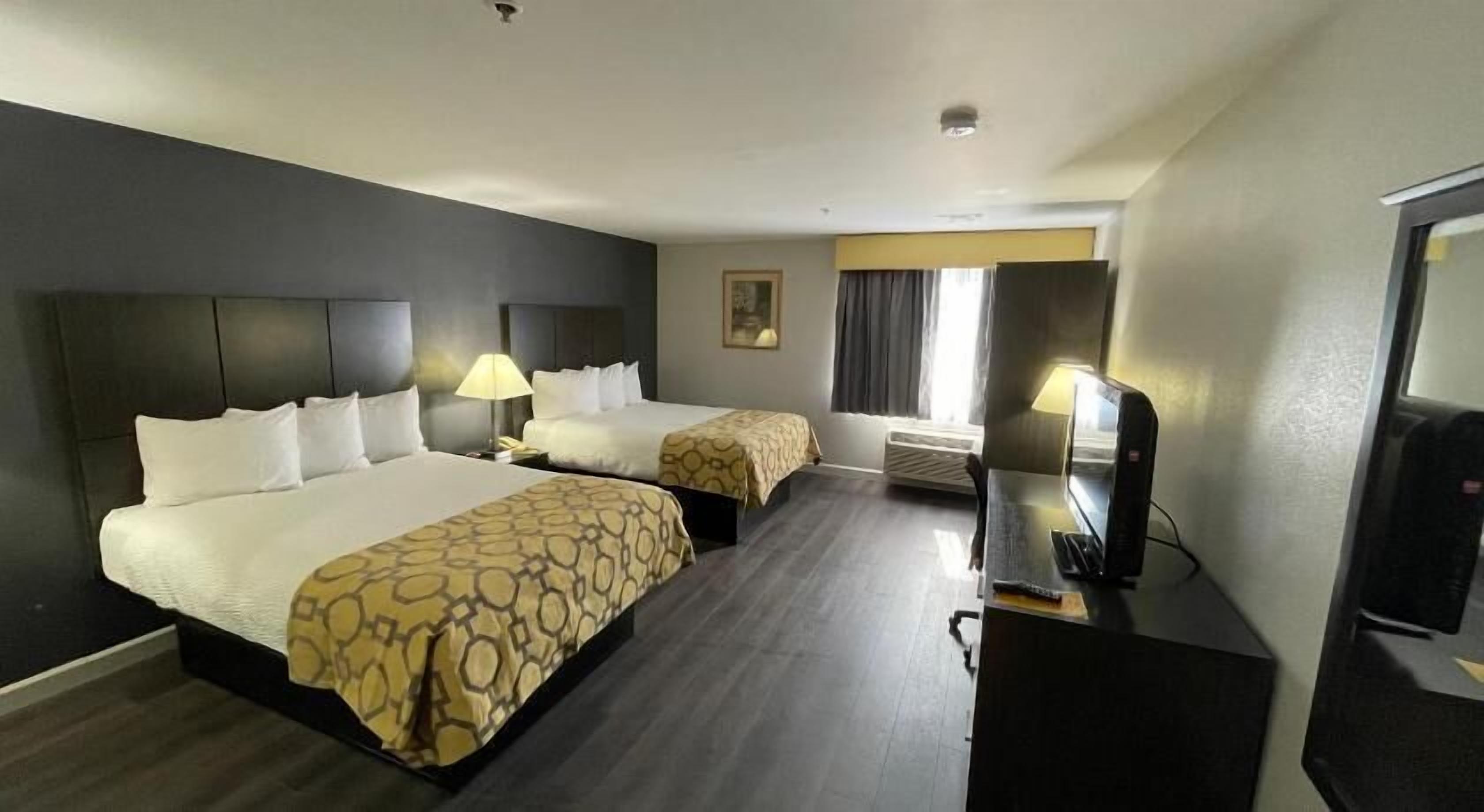 1 chambre, lit avec matelas à plateau-coussin, bureau