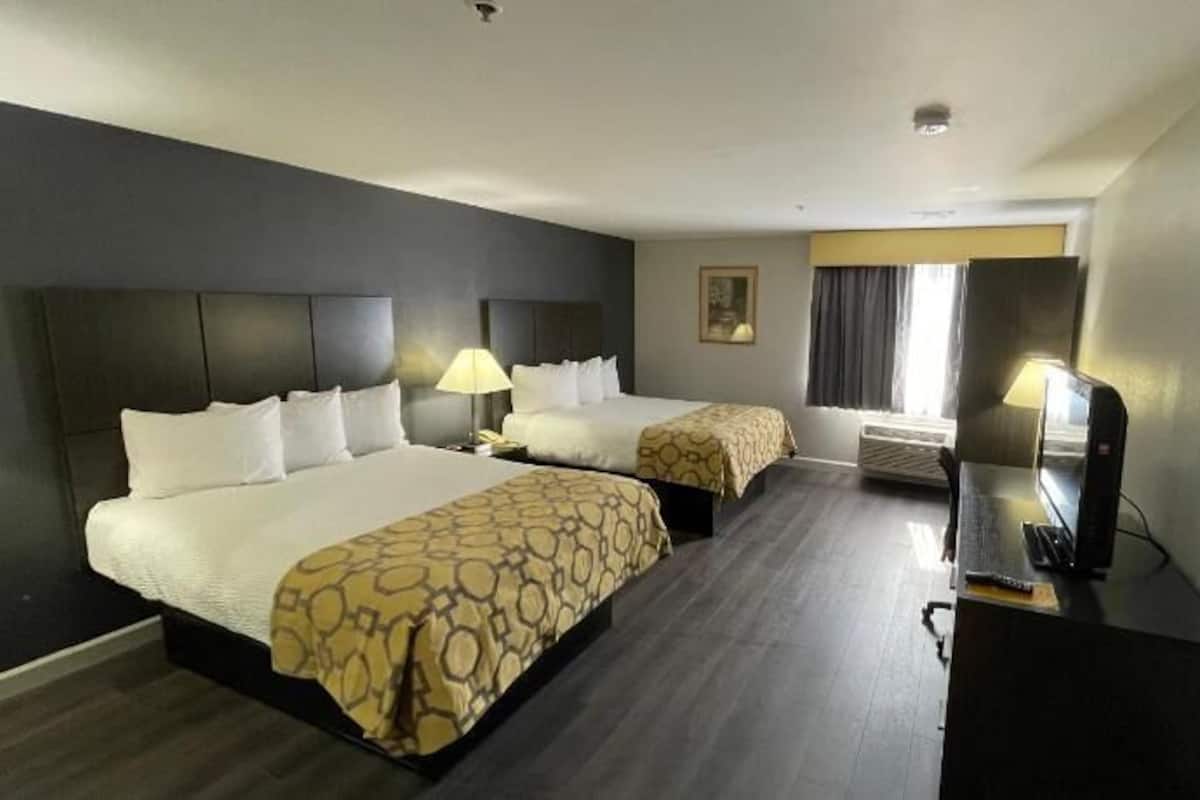 1 chambre, lit avec matelas Ă plateau-coussin, bureau