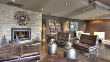 Kawasan tempat duduk lobi