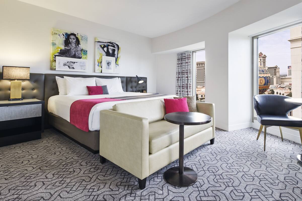 Ultra Resort Vista Room, 1 King Bed, Non Smoking (Newly Renovated) | Premium bedding, in-room safe, desk, blackout curtains