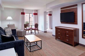 Suite, 1 King Bed with Sofa bed