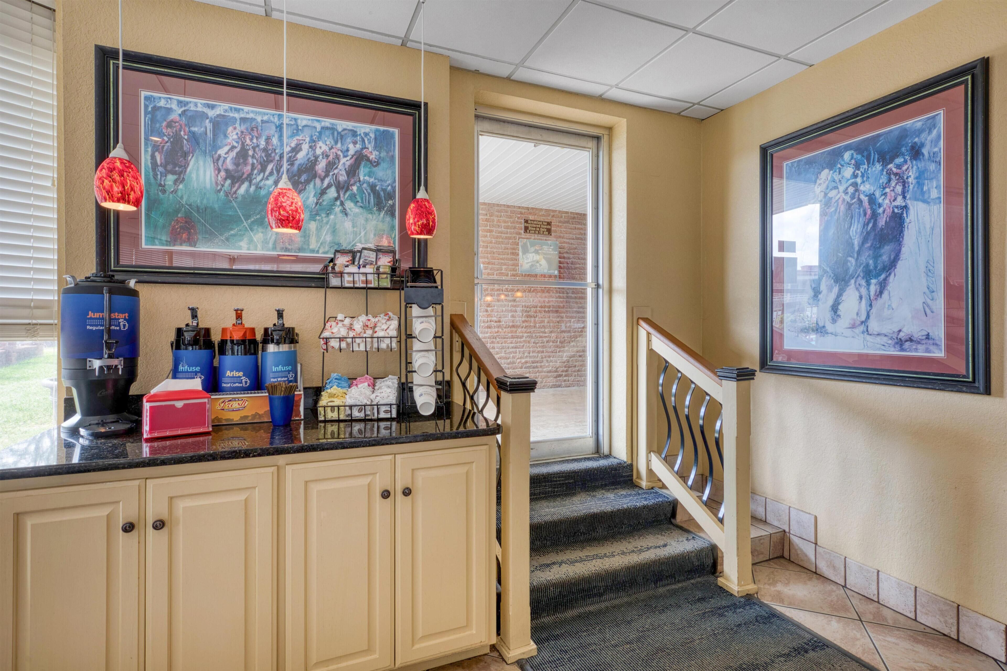 فطور كامل مجانًا يوميًا