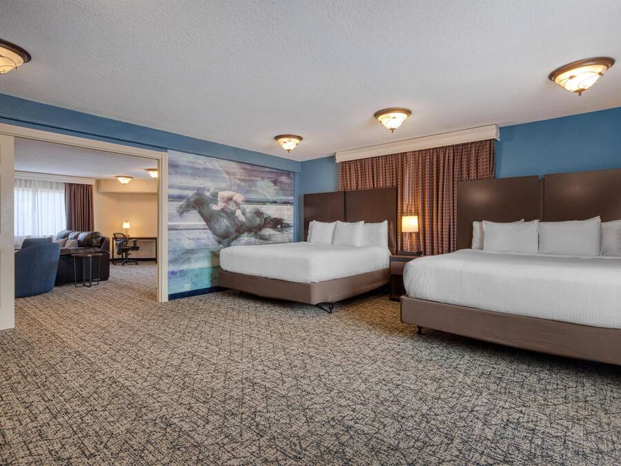 Familiesuite - flere senge - ikke-ryger - køleskab og mikrobølgeovn | Premium-sengetøj, dundyner, senge med topmadrasser