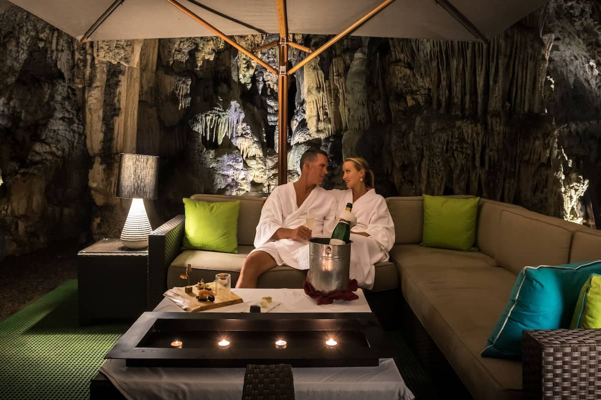 couples treatment room(s), body treatments, aromatherapy