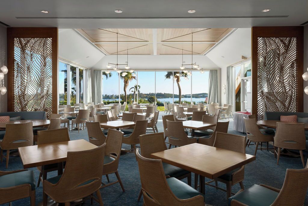 3 間餐廳，供應早餐