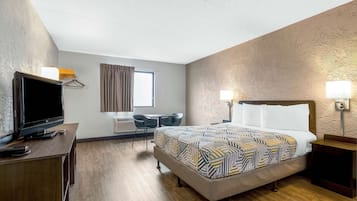 Minibar, desk, laptop workspace, blackout drapes