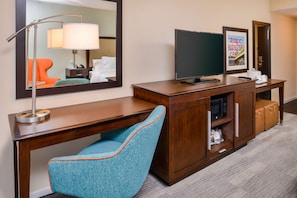 King Study with Chaise Lounge