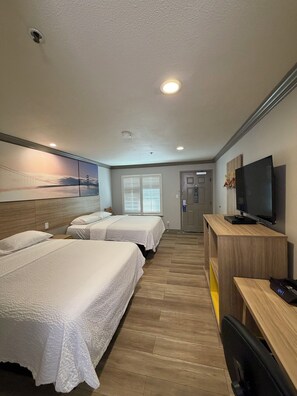 Standard Room, 2 Queen Beds | In-room safe, desk, blackout drapes, iron/ironing board - Days Inn by Wyndham San Francisco S/Oyster Point Airport (South San Francisco)