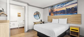 Days Inn by Wyndham San Francisco S/Oyster Point Airport