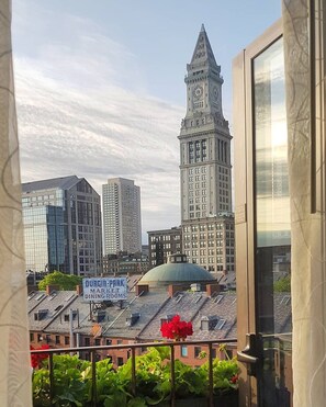 Deluxe Room, 1 King Bed | View from room