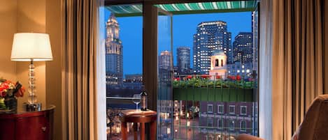 Ropa de cama de alta calidad y minibar