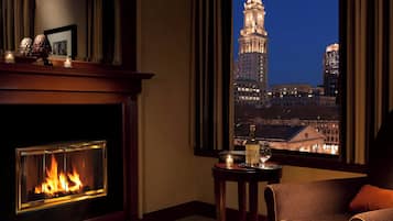 Premium bedding, minibar, in-room safe, desk