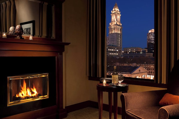 Premium bedding, minibar, in-room safe, desk - The Bostonian Boston (Boston)