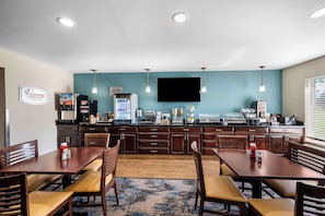 Free daily buffet breakfast