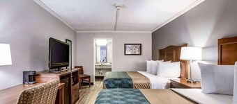 Travelodge by Wyndham Canton/Livonia Area, MI