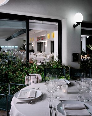 Se sirven desayunos, comidas, cenas y cocina italiana 
