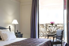 Premium bedding, minibar, in-room safe, desk