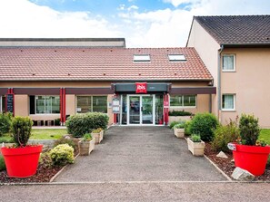 Exterior - Hotel ibis Avallon (Magny)