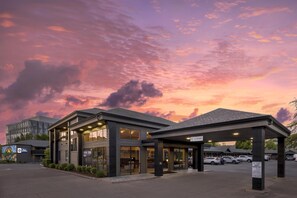 Exterior - Best Western New Oregon (Eugene)