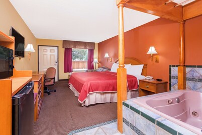 Regency Inn & Suites-Hamilton Place