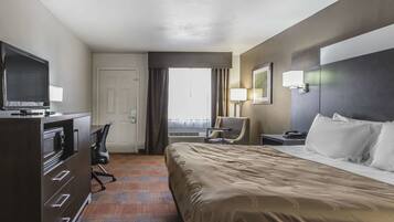 Standard Room, 1 King Bed, Non Smoking | Desk, blackout curtains, iron/ironing board, free WiFi