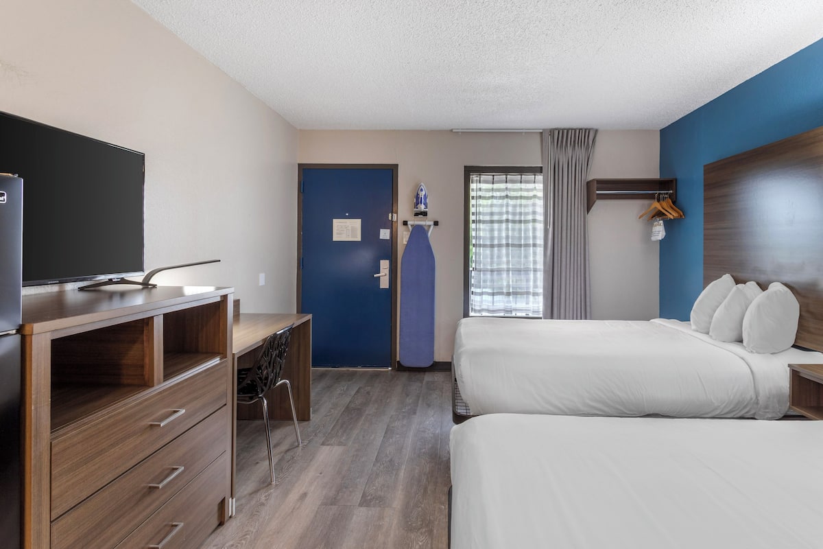 Deluxe Room, 2 Double Beds, Non Smoking, Kitchenette | Desk, laptop workspace, blackout drapes, iron/ironing board