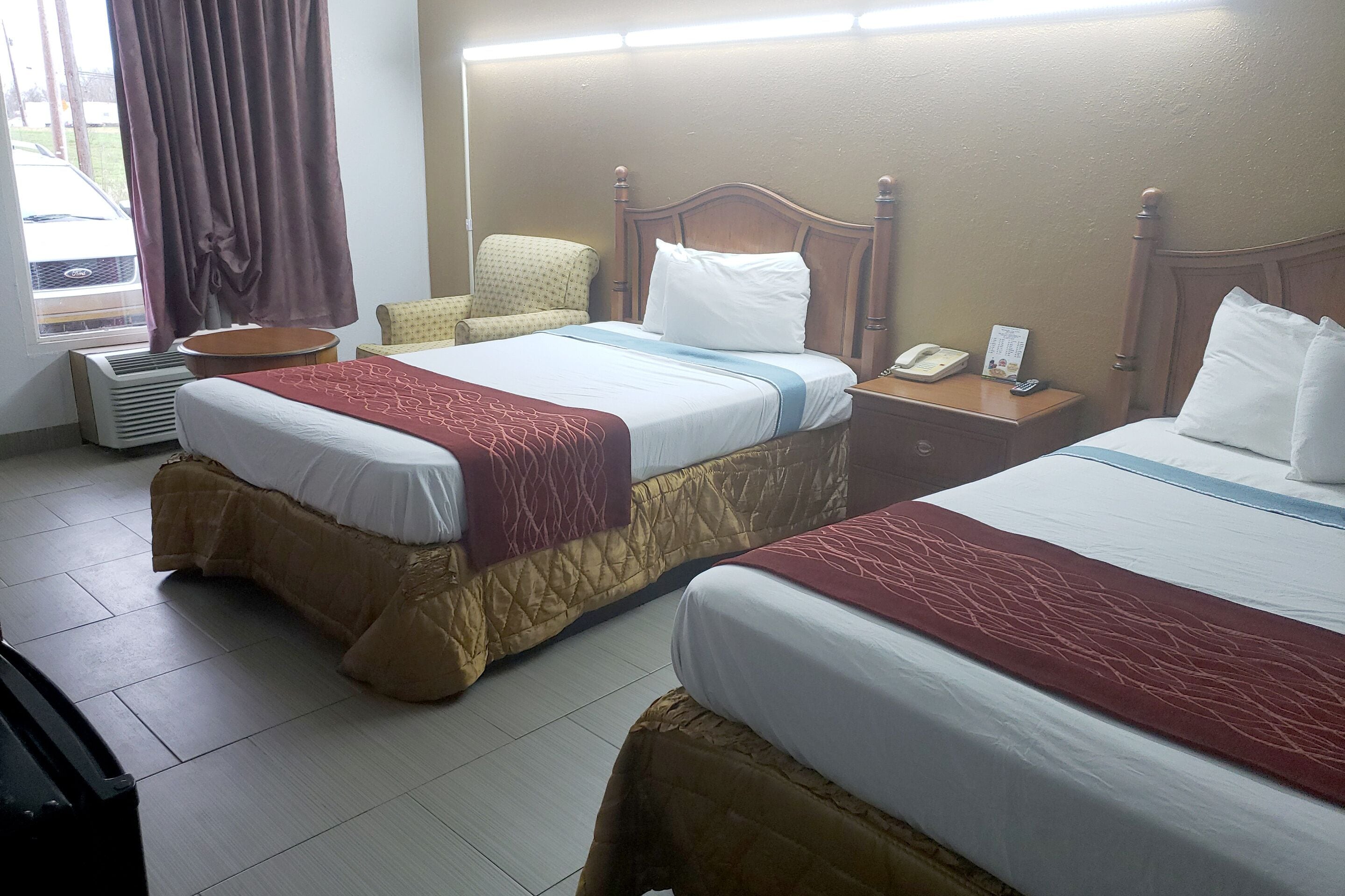 desk, iron/ironing board, free wifi, wheelchair access