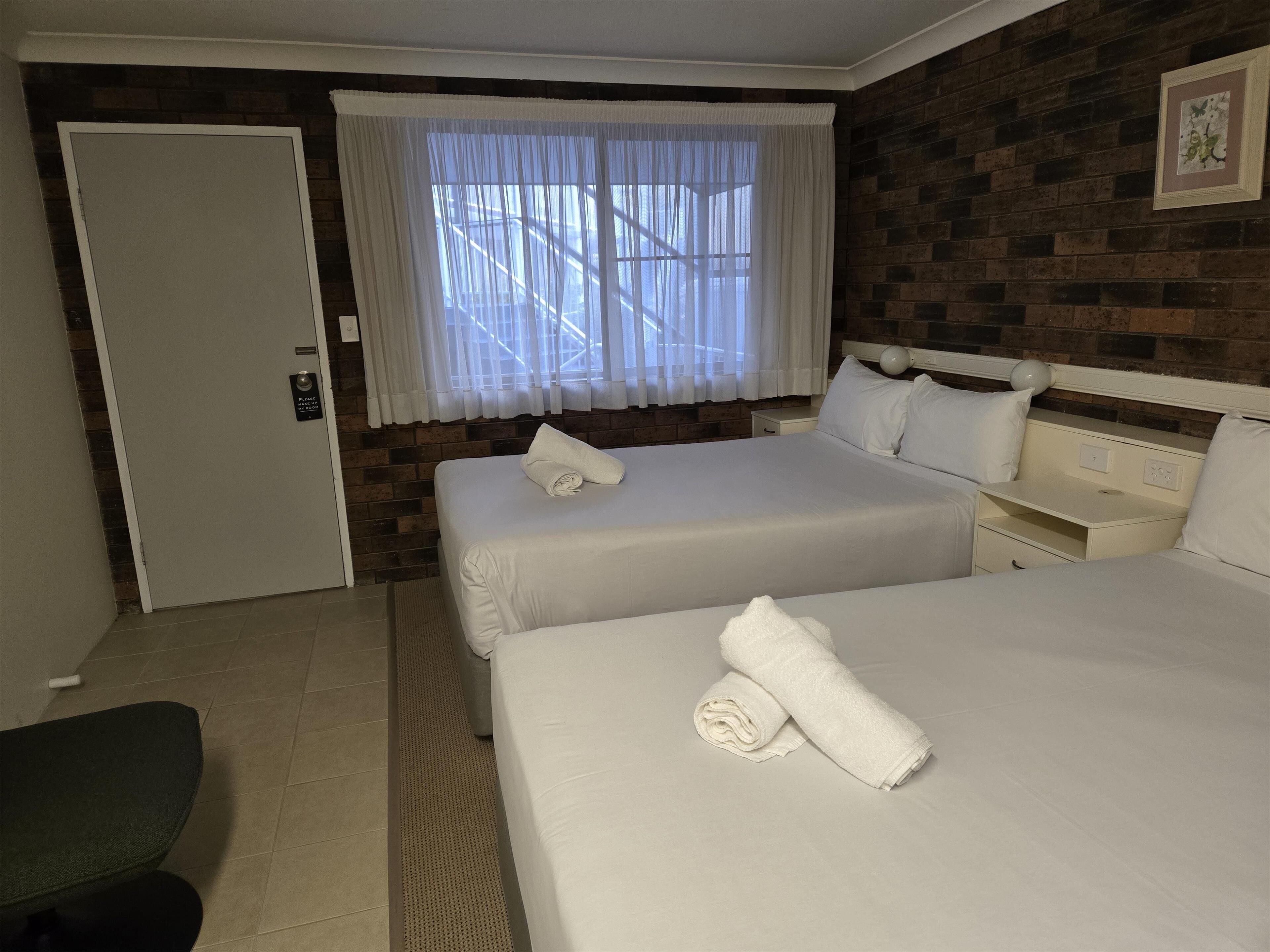 standard room, 2 double beds, non smoking | pillow-top beds, desk, blackout curtains, iron/ironing board