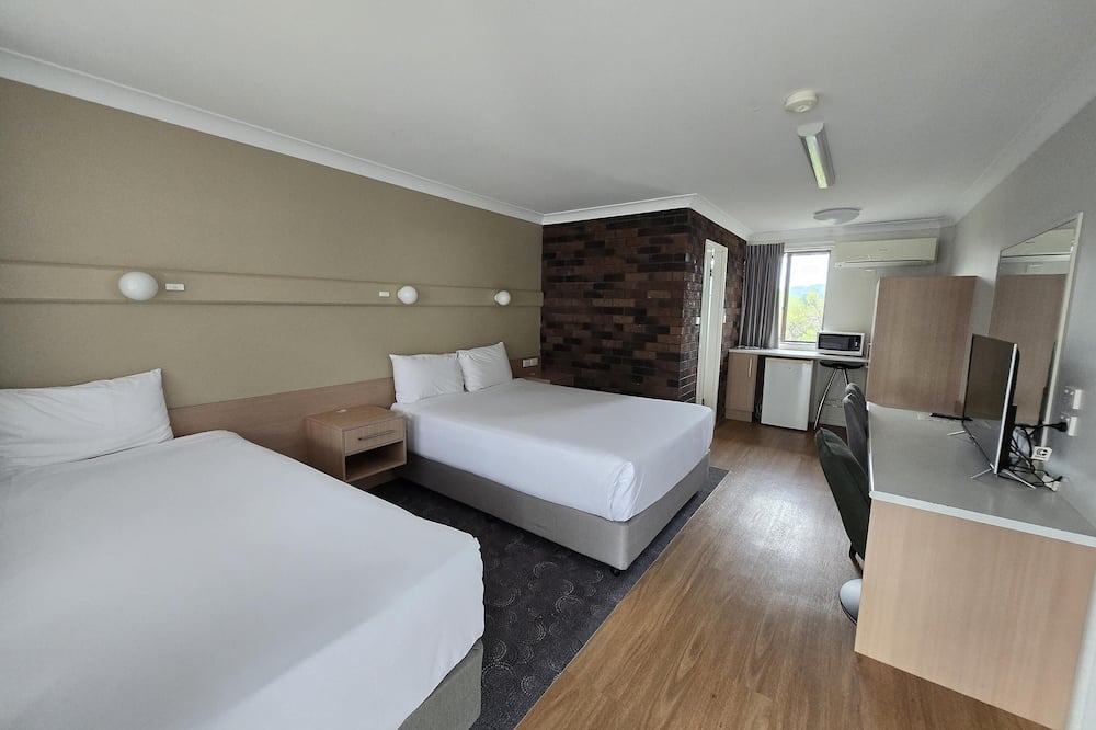Best Western Parkside Motor Inn