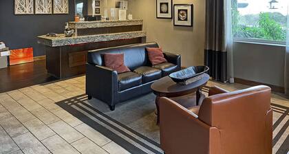 Quality Inn Clinton North