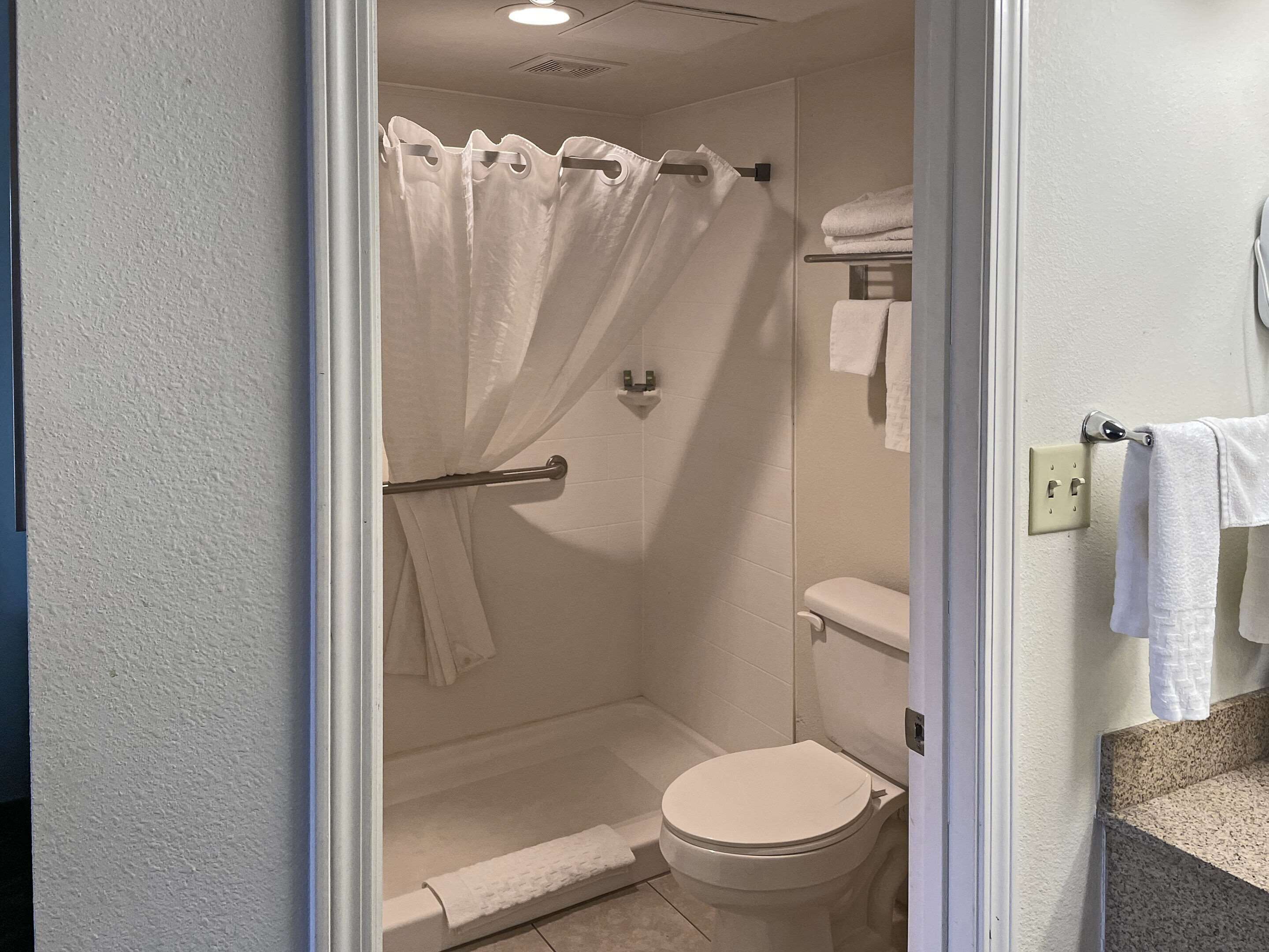 room, 2 double beds, accessible, non smoking | tempur-pedic beds, in-room safe, free cots/infant beds