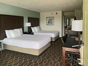 Kamar, 2 Tempat Tidur Double, akses difabel, Bebas Asap Rokok | Tempat tidur Tempur-Pendic, brankas, dan tempat tidur bayi gratis