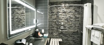 Bay Area Inn & Suites