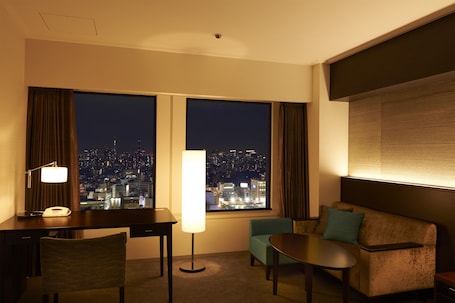 View from room. Keio Plaza Hotel Tokyo