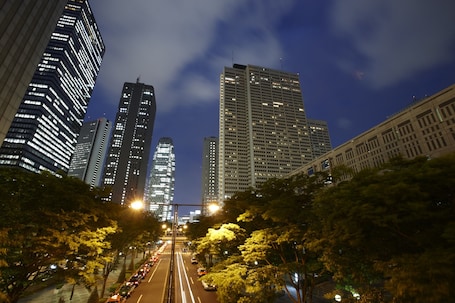 Exterior. Keio Plaza Hotel Tokyo