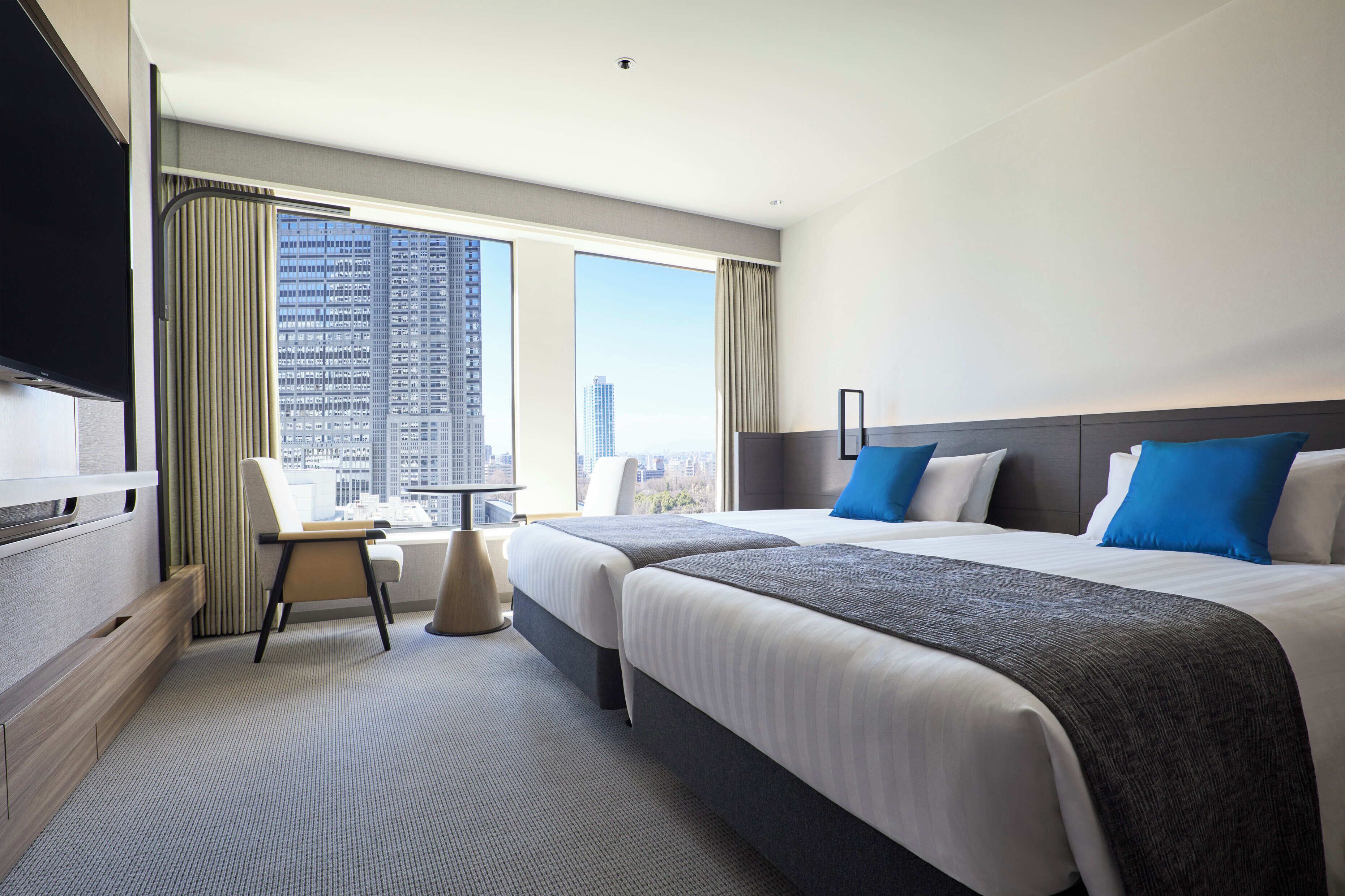 Plaza Standard Twin, Non smoking, No bathtub | 1 bedroom, down comforters, in-room safe, laptop workspace