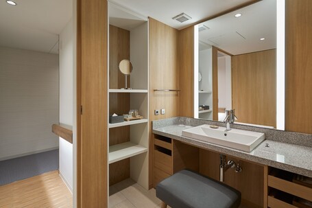 Keio Plaza Hotel Tokyo - Image 113